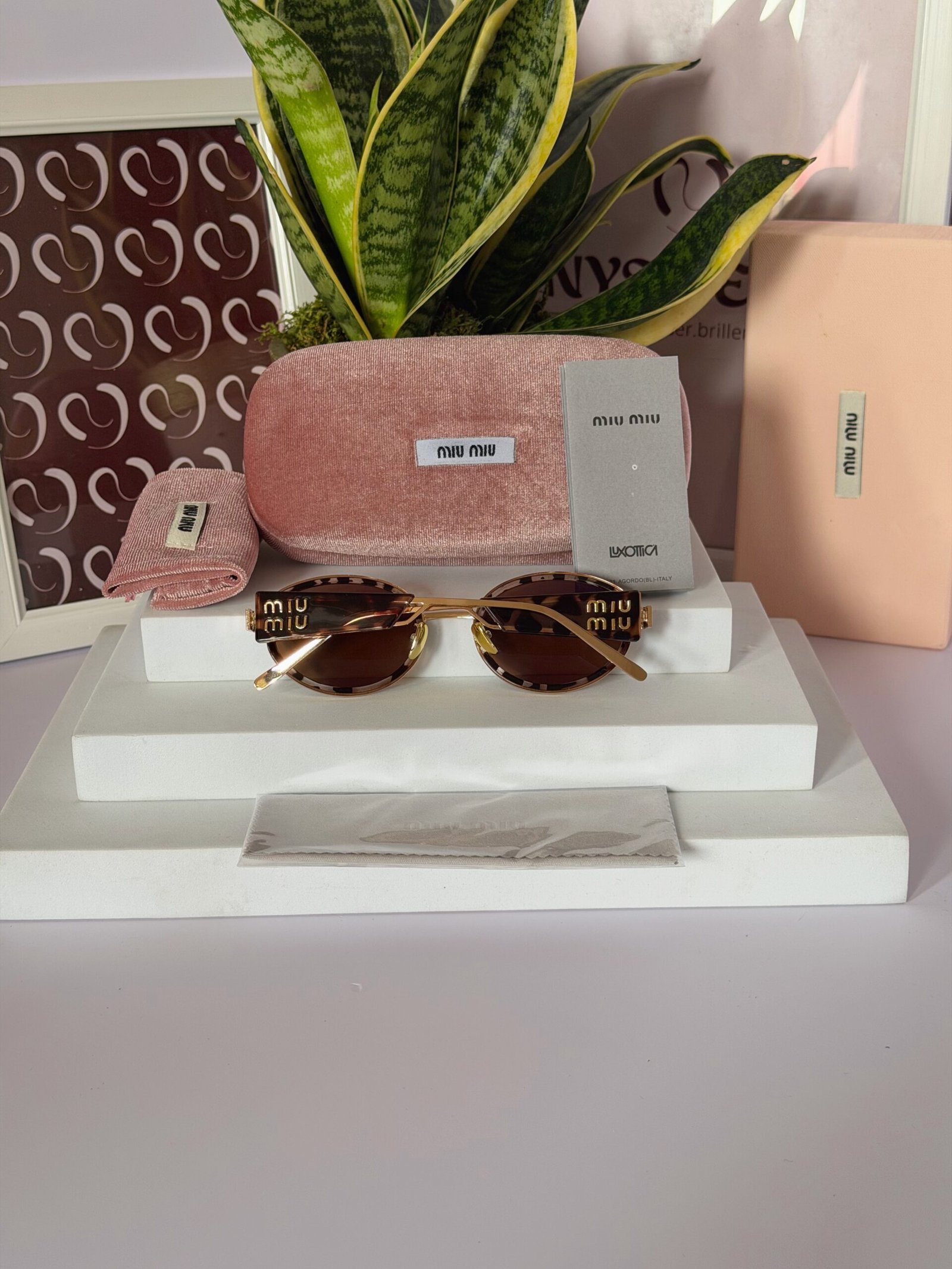 Lunettes de soleil Miu Miu – Pack Premium – Image 6